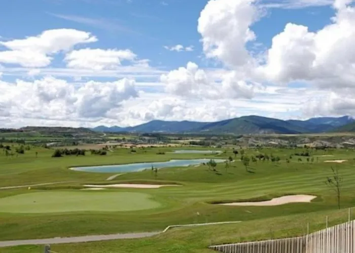 Margas Golf 2 Apartamento Sabiñánigo